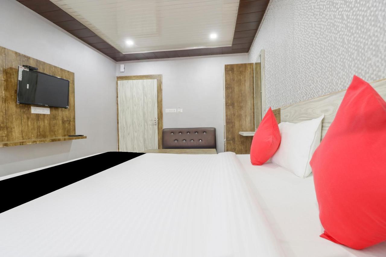 Capital O 63158 Hotel Om Sai Ram Chhatarpur Exterior foto