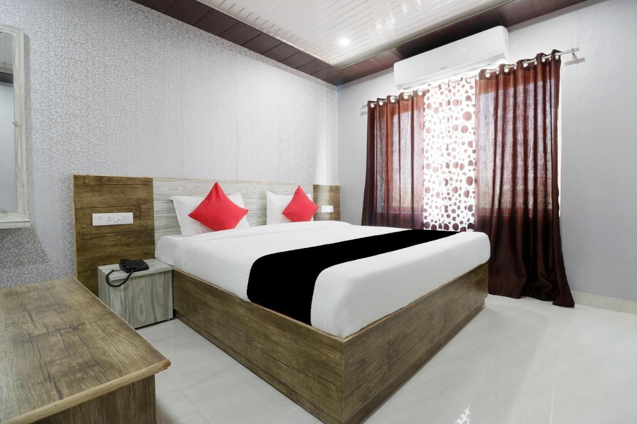 Capital O 63158 Hotel Om Sai Ram Chhatarpur Exterior foto