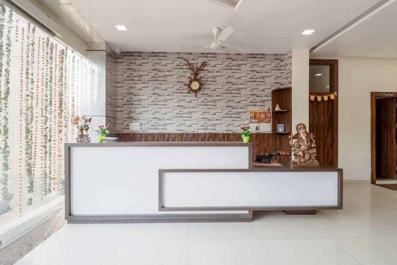 Capital O 63158 Hotel Om Sai Ram Chhatarpur Exterior foto