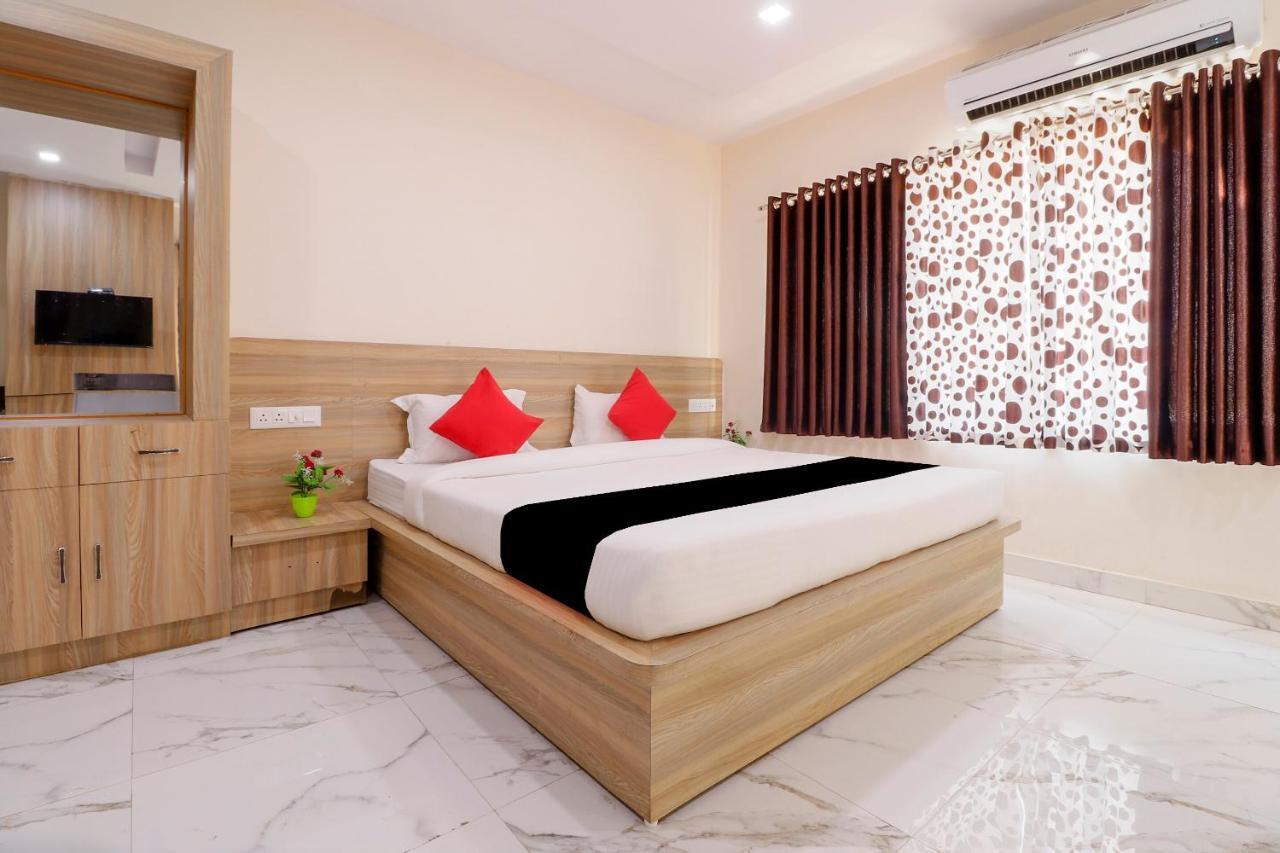 Capital O 63158 Hotel Om Sai Ram Chhatarpur Exterior foto
