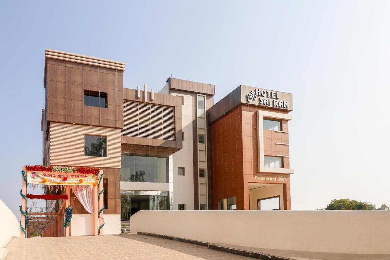 Capital O 63158 Hotel Om Sai Ram Chhatarpur Exterior foto